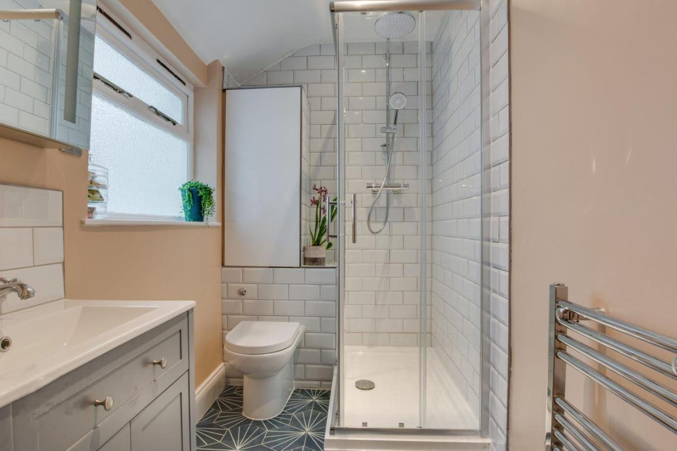 Central Brighton Flat, 3 Bedrooms, Sleeps 6, Close To Shops And Beach 外观 照片